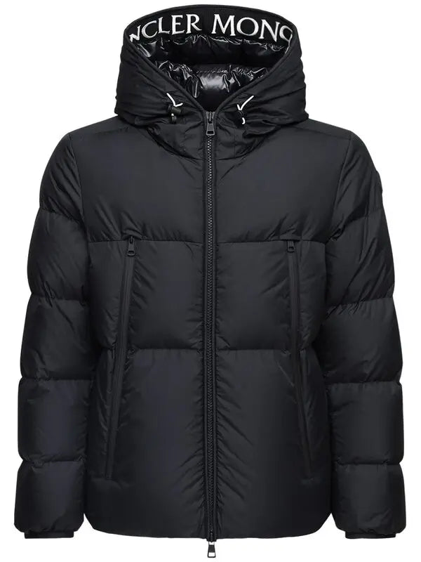 Moncler Montcla down jacket black